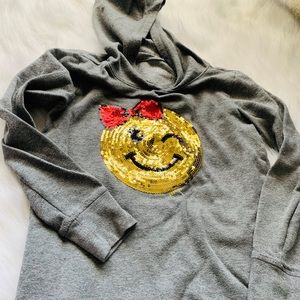 Girls justice emoji top size 8